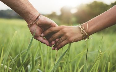 How to Get Rid of Bruising and Thin Skin on the Arms and Hands